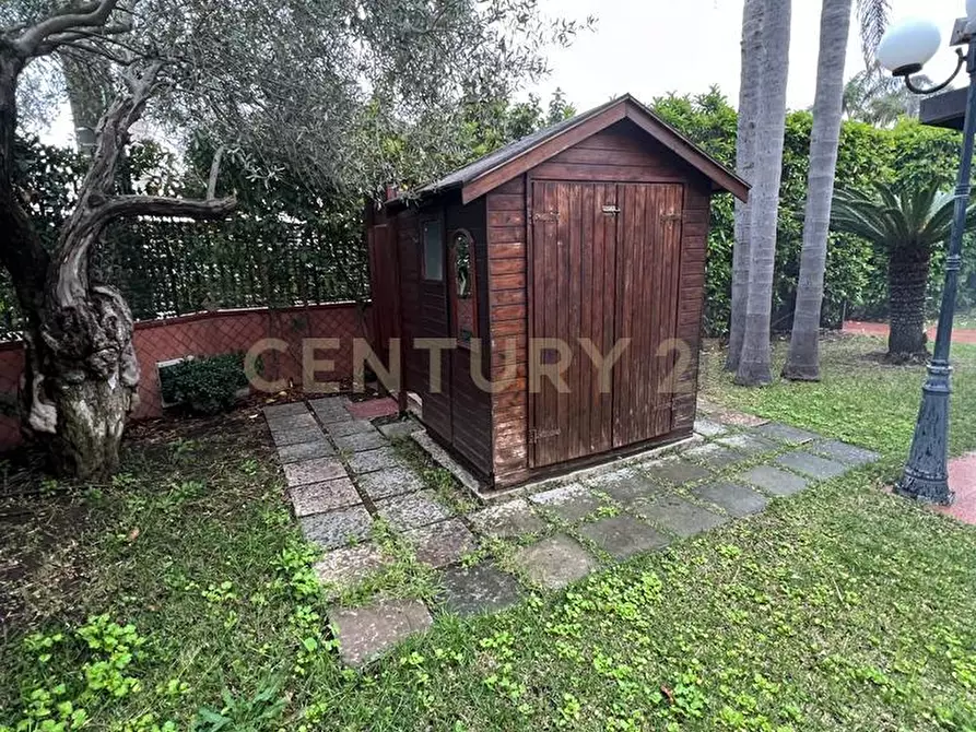 Immagine 11 di Casa indipendente in vendita  in Via Maccarello 43 a Catania