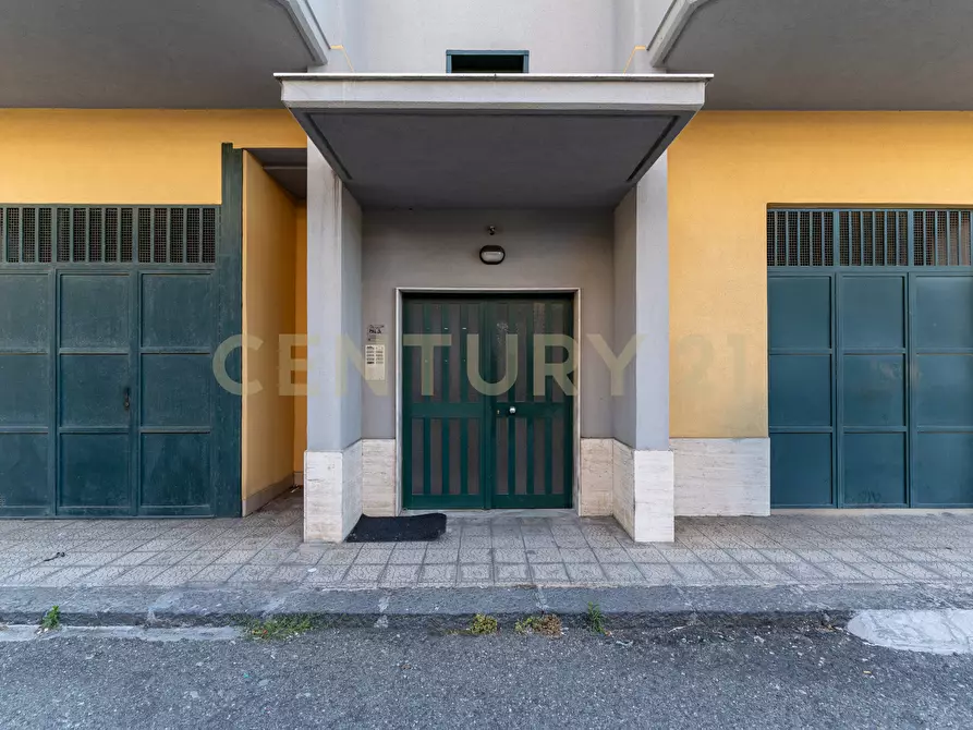 Immagine 14 di Trilocale in vendita  in Via Riccardo Wagner 50 a Acireale