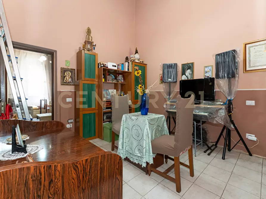 Immagine 13 di Trilocale in vendita  in VIA DELLE MEDAGLIE D'ORO 66 a Catania