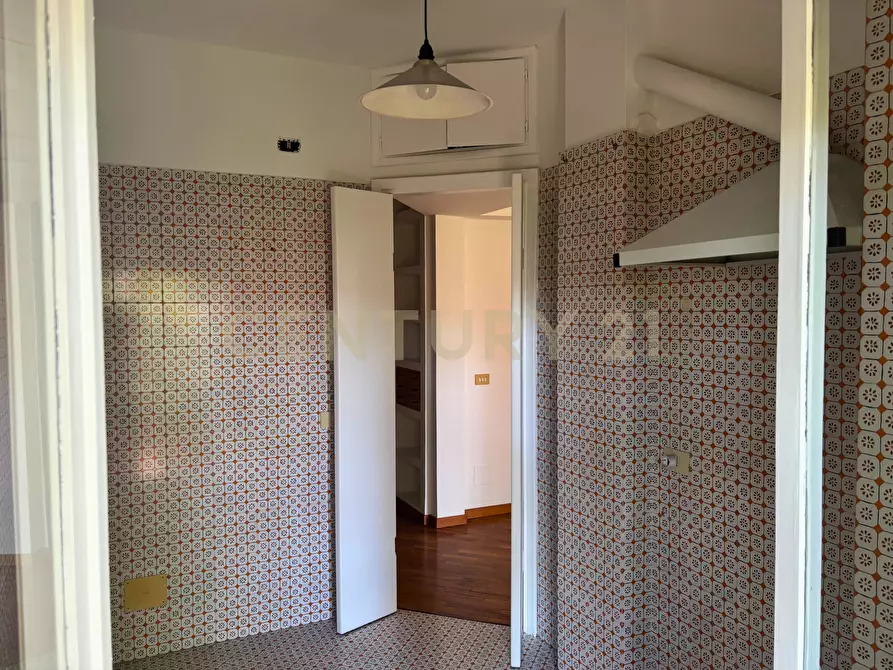 Immagine 13 di Bilocale in affitto  in Via Valsolda 129 a Roma