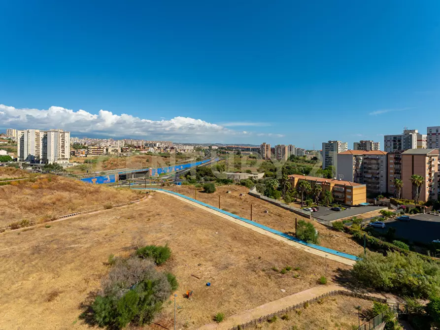 Immagine 12 di Trilocale in vendita  in VIALE CASTAGNOLA 17 a Catania