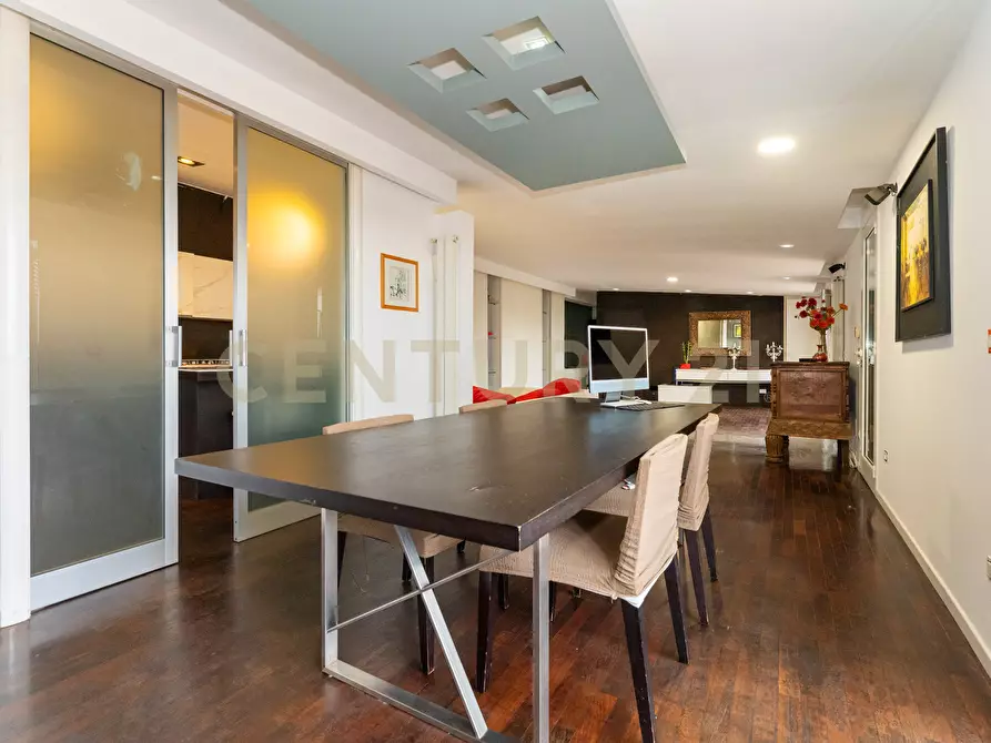 Immagine 2 di Attico in vendita  in Via Maria Gianni 85 a Catania