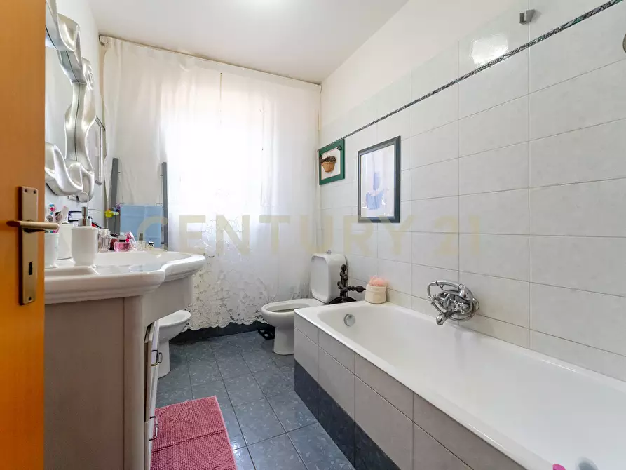 Immagine 12 di Appartamento in vendita  in Via Rua 78 a Aci Catena
