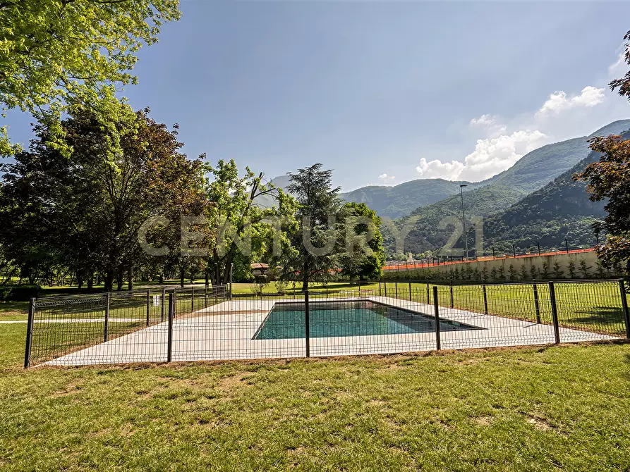 Immagine 20 di Villa in vendita  in Via Adige 25 a Brentino Belluno