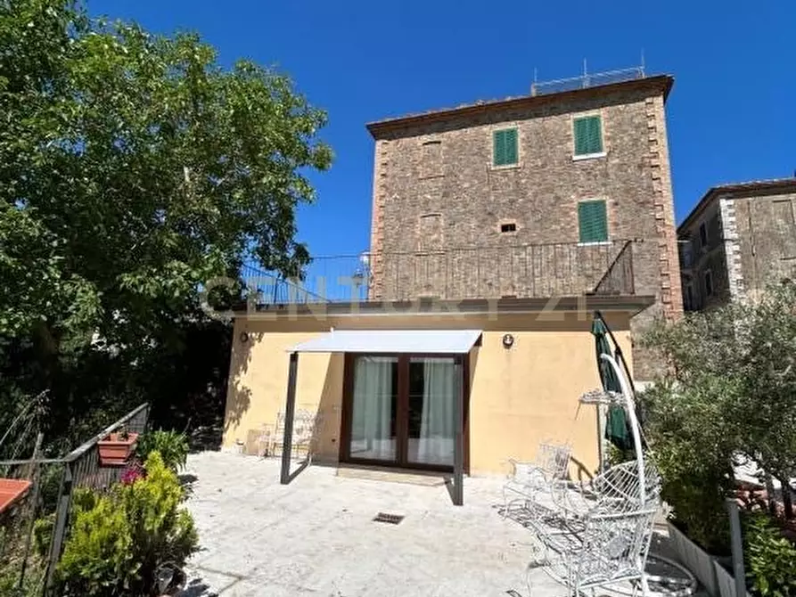 Immagine 2 di Albergo/B&B/Residence in vendita  in Località Poggio Murella 179 a Manciano