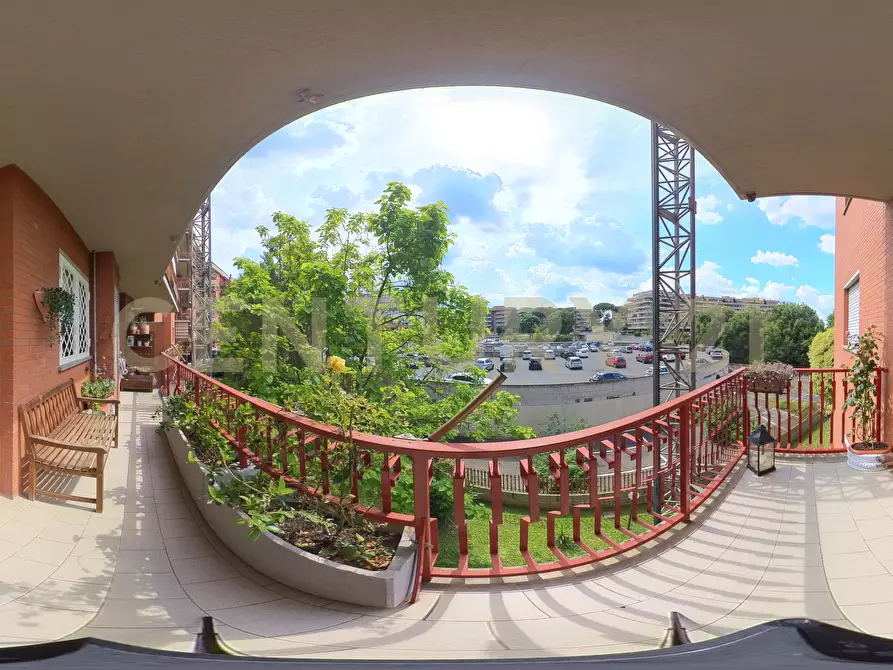 Immagine 42 di Quadrilocale in vendita  in Via Moggio Udinese 28 a Roma