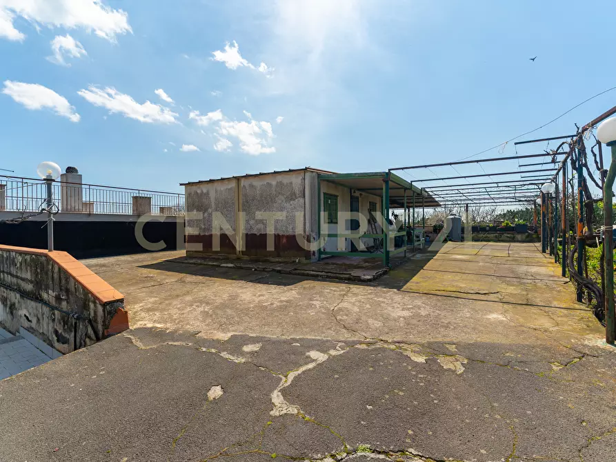 Immagine 38 di Villa in vendita  in Via Ramondetta 47 a Aci Sant'antonio