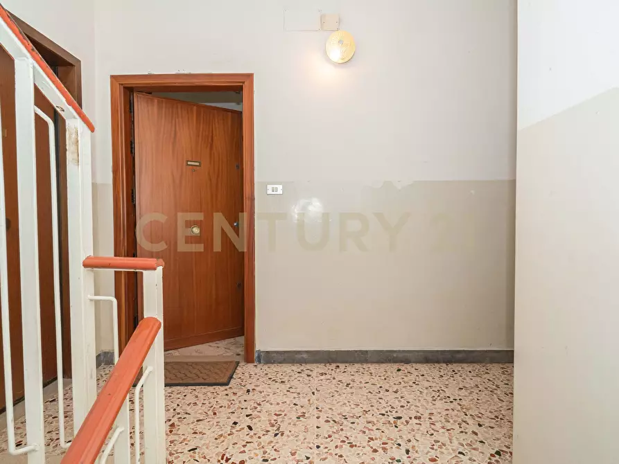 Immagine 3 di Pentalocale in vendita  in Via Catania 42 a Enna