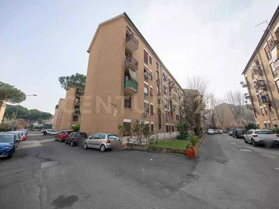 Immagine 33 di Quadrilocale in vendita  in Viale della Venezia Giulia 151 a Roma