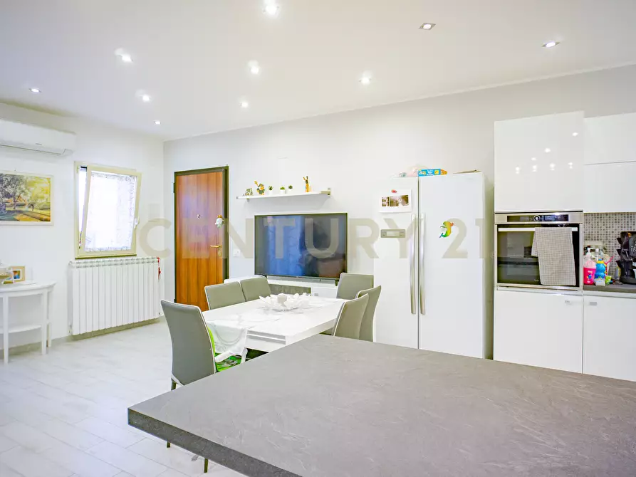 Immagine 5 di Trilocale in vendita  in Via Giuseppe Simili 73-77 a Catania