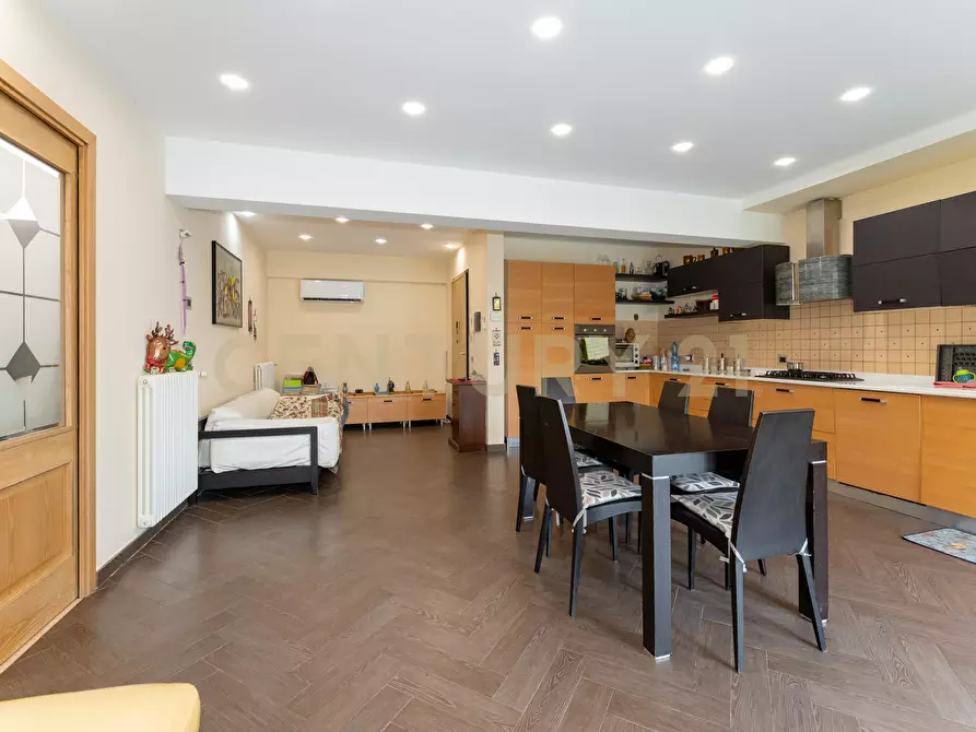 Immagine 19 di Villa in vendita  in Via G. Pezzana 11 a Aci Castello