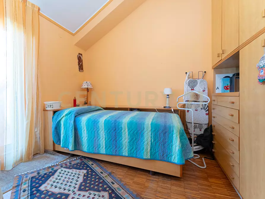 Immagine 30 di Casa semindipendente in vendita  in Via G. Leopardi 1 a Sant'agata Li Battiati