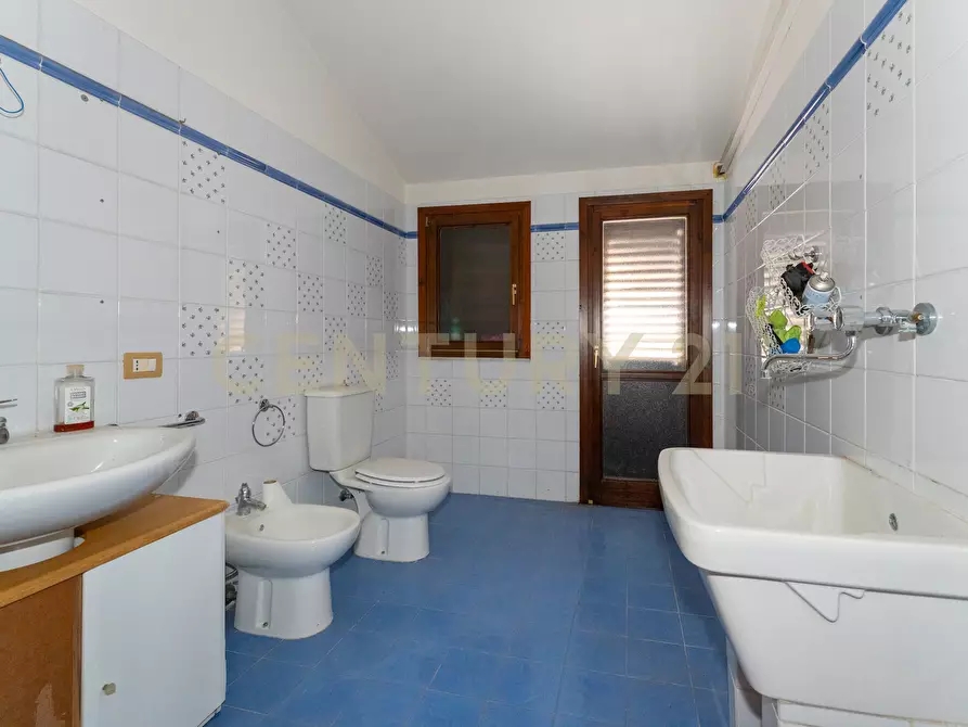 Immagine 34 di Quadrilocale in vendita  in Via Macello 86 a San Giovanni La Punta