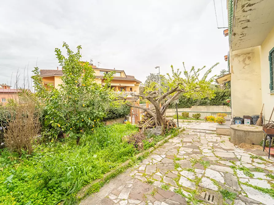 Immagine 49 di Pentalocale in vendita  in Via Due Giugno 66 a Fonte Nuova