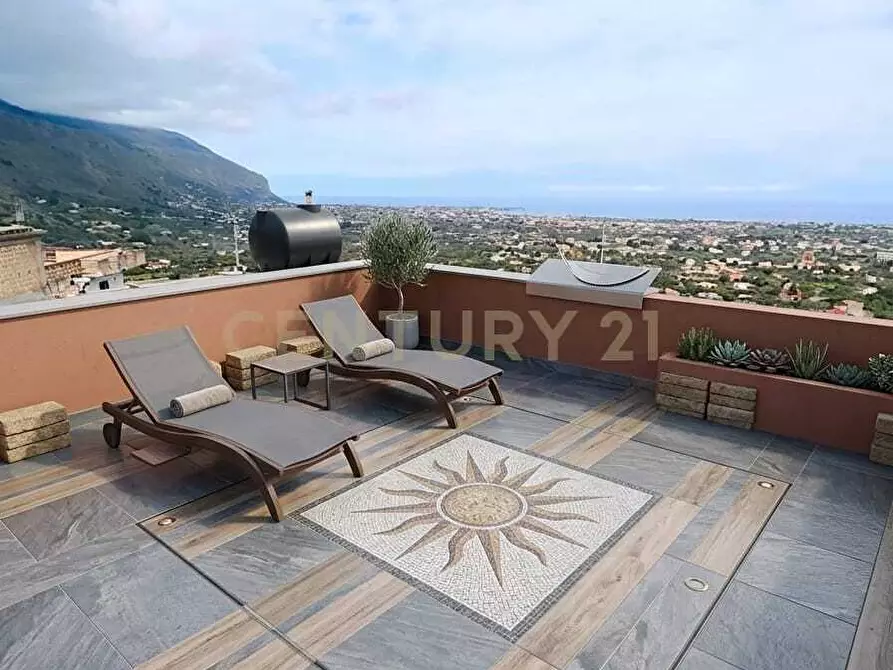 Immagine 29 di Palazzo in vendita  in Via Rione Sofia 6 a Carini