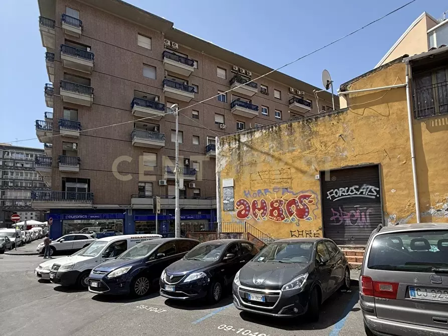 Immagine 6 di Attività artigianale in vendita  in Via Cosentino 55 a Catania
