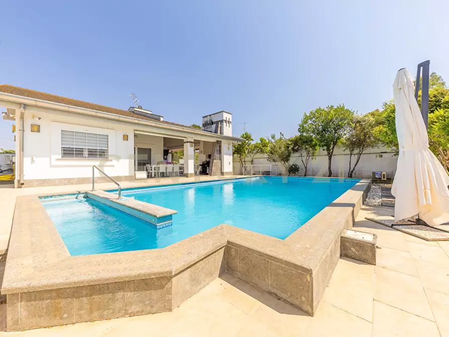 Immagine 34 di Villa in vendita  in Via Caporetto 23 a Anzio