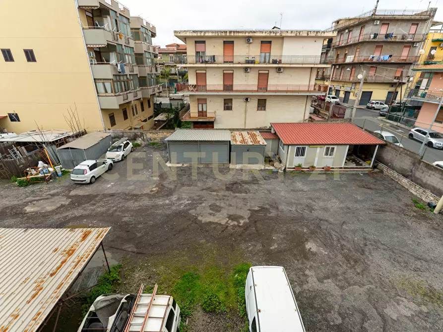 Immagine 17 di Quadrilocale in vendita  in Via Rosina Anselmi 7 a Catania