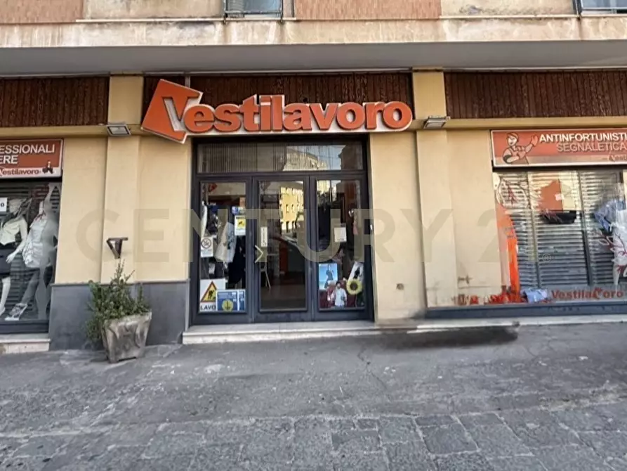 Immagine 1 di Attività commerciale in vendita  in Via Francesco Crispi 129 a Catania