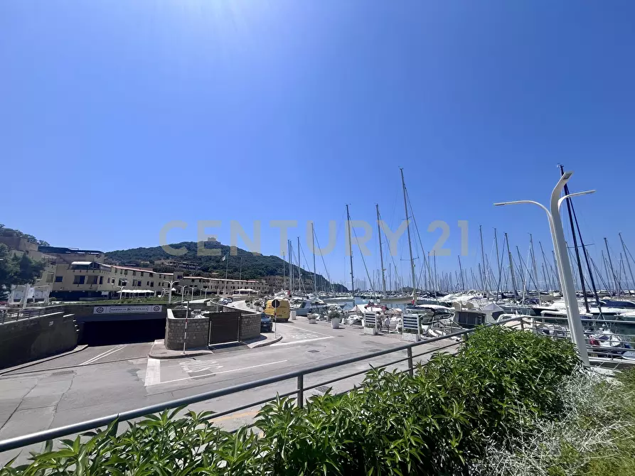 Immagine 22 di Trilocale in vendita  in Via Cala del Pozzo 12 a Castiglione Della Pescaia