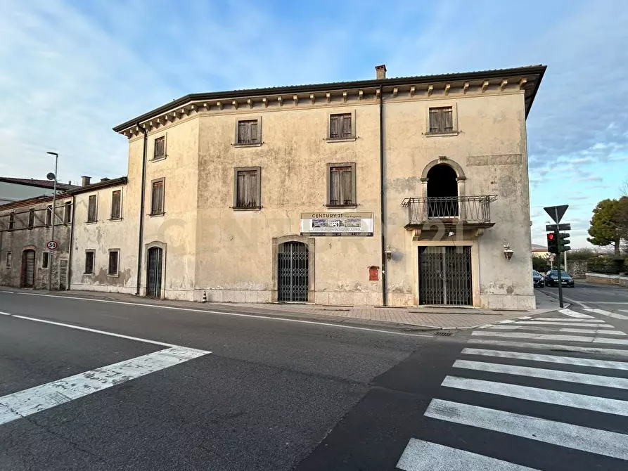 Immagine 9 di Trilocale in vendita  in Via C. Battisti 67 a Colognola Ai Colli