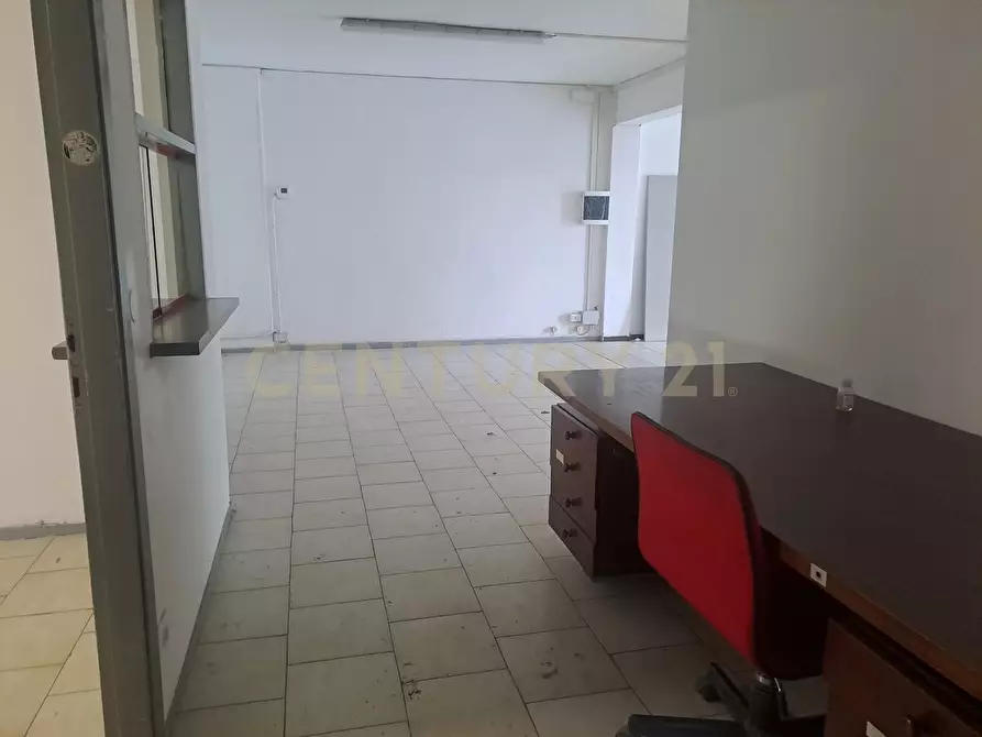 Immagine 3 di Locale commerciale in affitto  in Via Galileo Galilei 3 a Verona