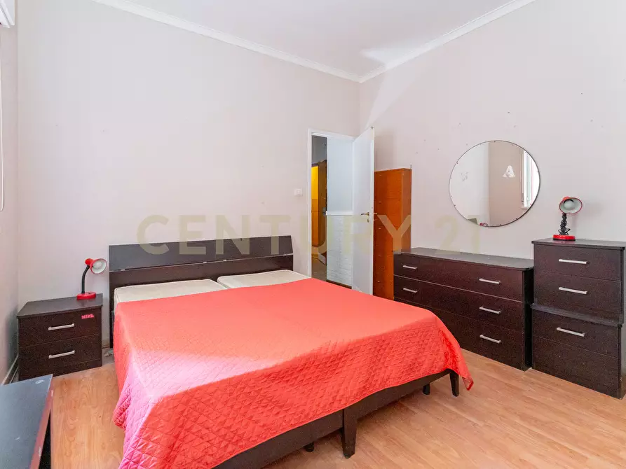 Immagine 11 di Bilocale in vendita  in Via Conte di Torino 63 a Catania