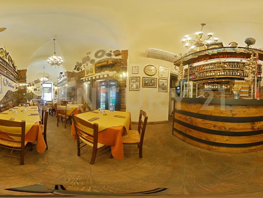 Immagine 4 di Pizzeria / Pub in vendita  in Via Plebiscito 179 a Catania