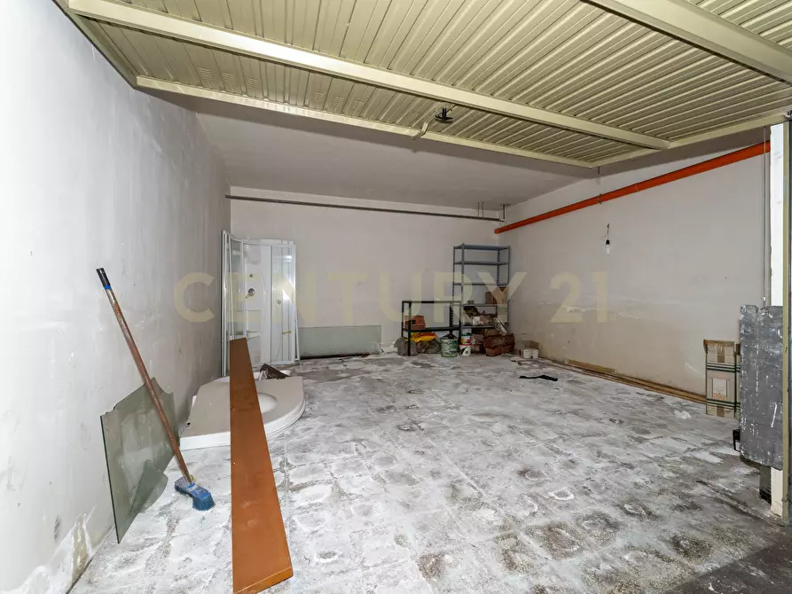 Immagine 29 di Quadrilocale in vendita  in Via Macello 86 a San Giovanni La Punta