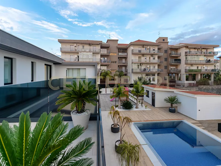 Immagine 108 di Villa in vendita  in Via Sant' Andrea 8 a Catania