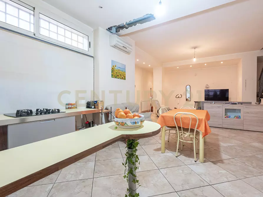 Immagine 36 di Casa bifamiliare in vendita  in Via A. di Sangiuliano 68 a Sant'agata Li Battiati