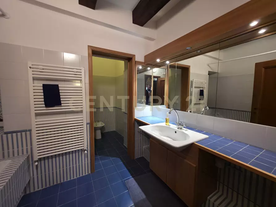 Immagine 32 di Pentalocale in vendita  in Via Amore 13 a Castiglione Della Pescaia