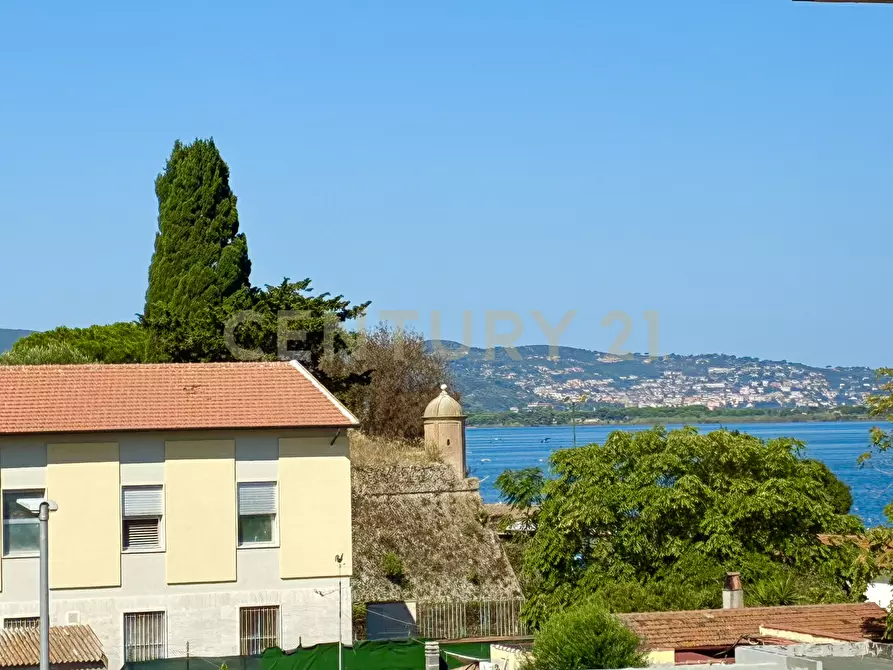 Immagine 1 di Quadrilocale in vendita  in Via Vittorio Alfieri 2 a Orbetello