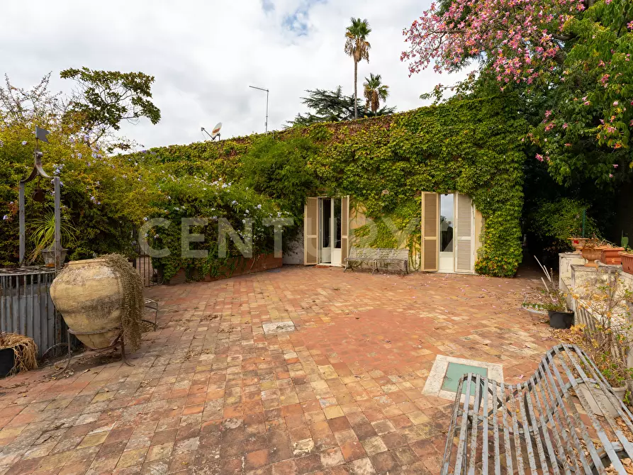 Immagine 45 di Villa in vendita  in Via Pulei 25 a Mascalucia