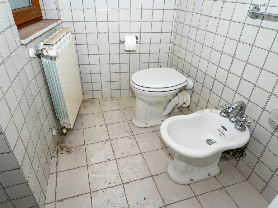 Immagine 35 di Quadrilocale in vendita  in Via Enrico Ferri 15 a Catania