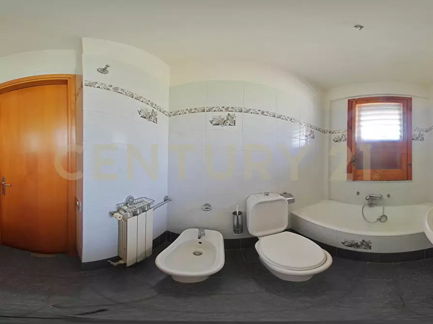 Immagine 51 di Villa in vendita  in Via dei Ciclopi 71 a Aci Catena