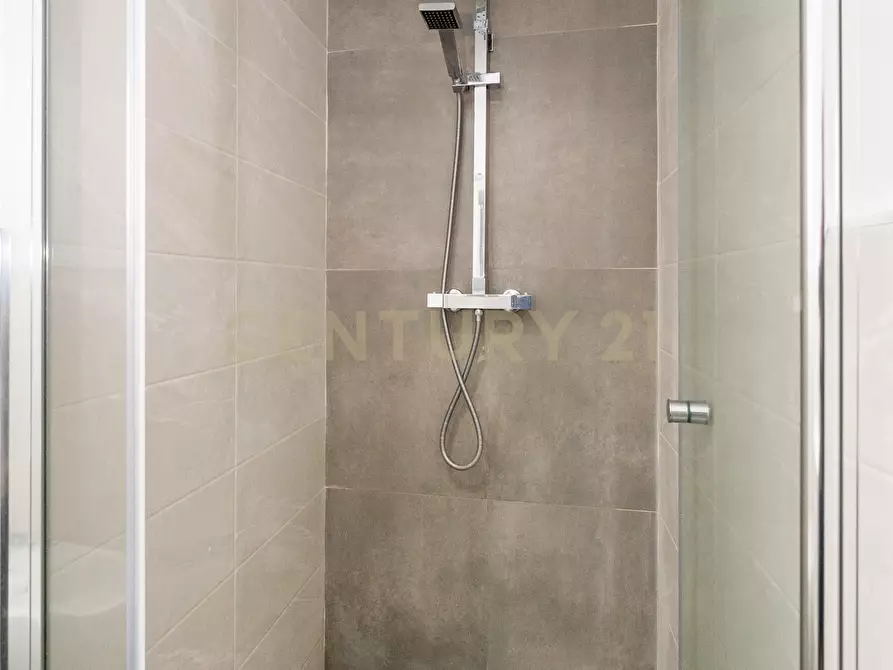 Immagine 15 di Appartamento in vendita  in Via Cordai 96 a Catania
