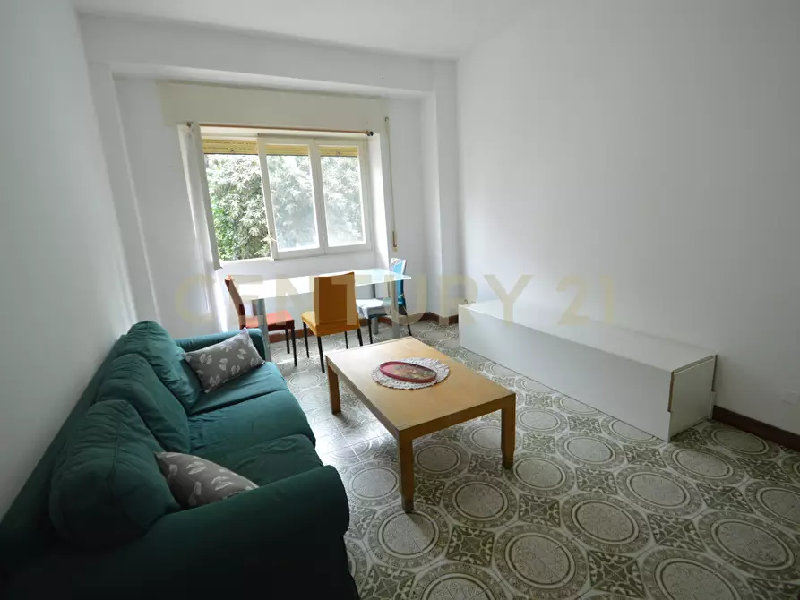 Immagine 10 di Pentalocale in vendita  a Roma