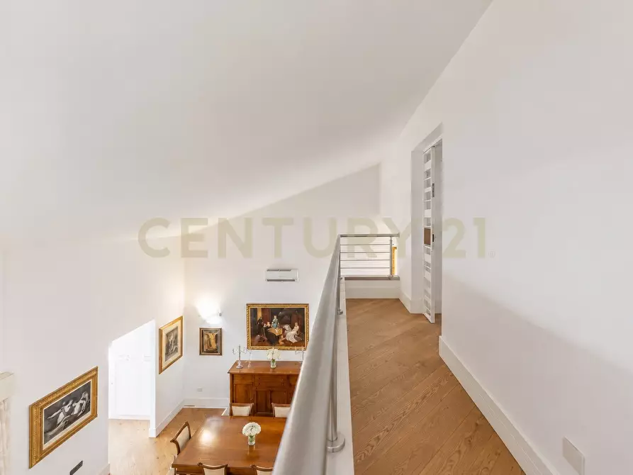 Immagine 20 di Villa in vendita  in Via Caporetto 23 a Anzio