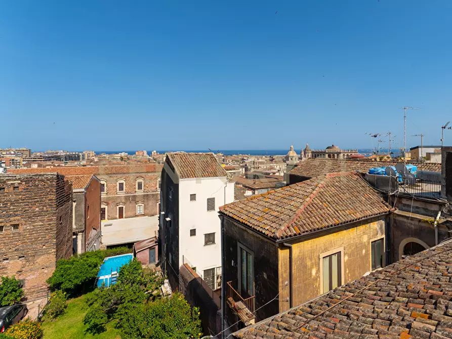 Immagine 77 di Appartamento in vendita  in Via Antonino di Sangiuliano 298 a Catania