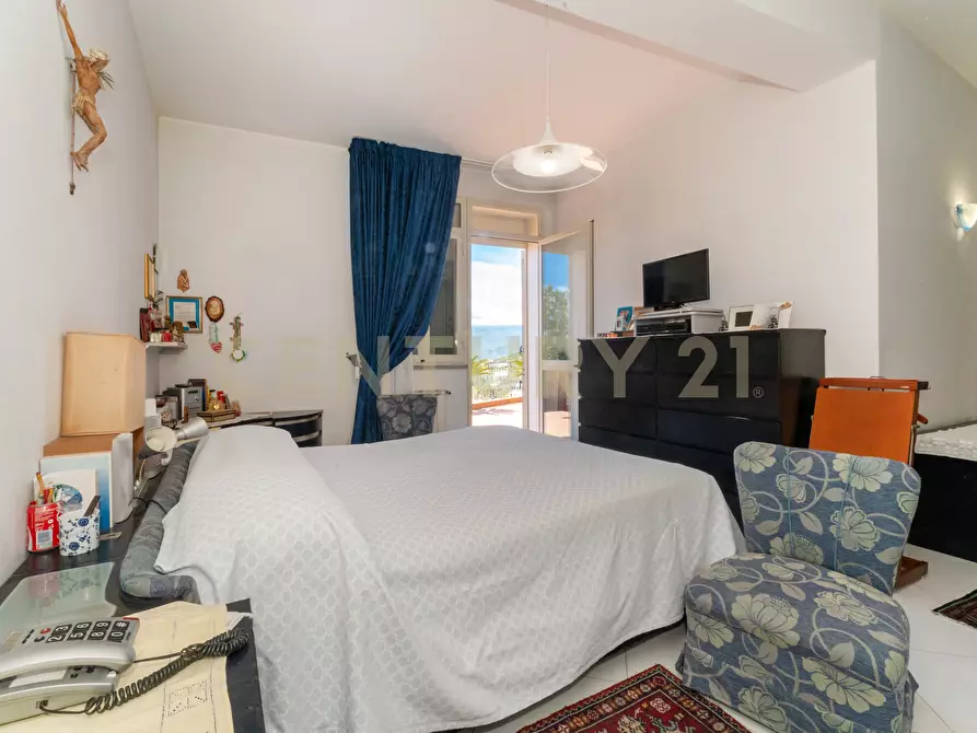 Immagine 38 di Villa in vendita  in Via Leonardo Da Vinci 5 a Taormina