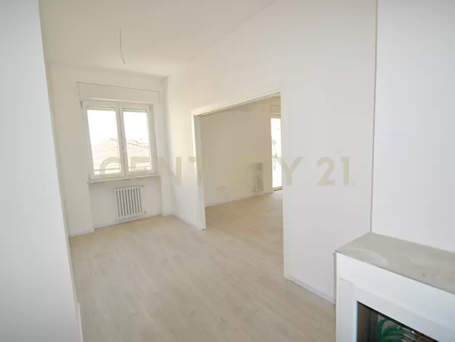 Immagine 18 di Pentalocale in vendita  in Viale Giulio Cesare 3 a Grosseto