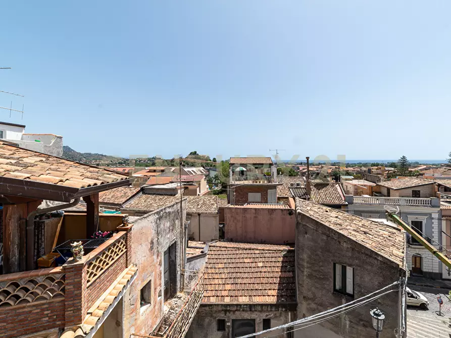 Immagine 1 di Villa in vendita  in Via Crujllas a Calatabiano