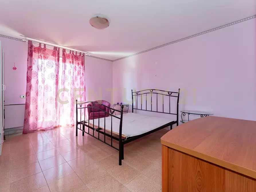 Immagine 34 di Attico in vendita  in Via Finocchiari 12 a Aci Catena