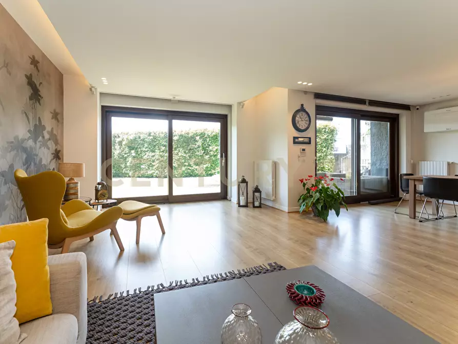 Immagine 72 di Villa in vendita  in Via Scala 58 a San Gregorio Di Catania