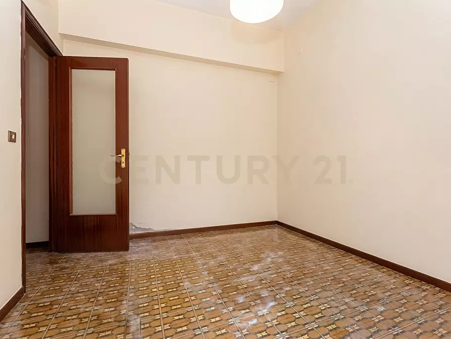 Immagine 8 di Bilocale in vendita  in Via Fimia 2 a Catania