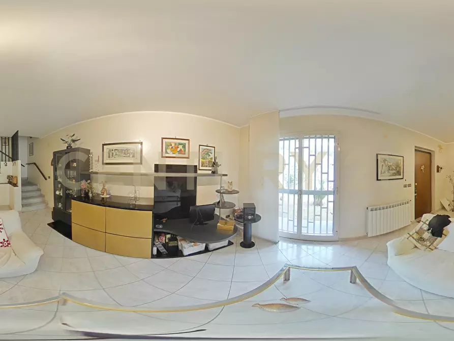 Immagine 76 di Villa in vendita  in Via Santa Rosa da Lima 17 a Catania