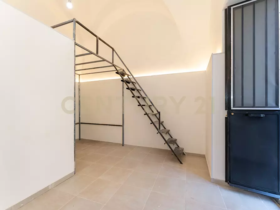 Immagine 24 di Monolocale in vendita  in Via Sisto 72 a Catania