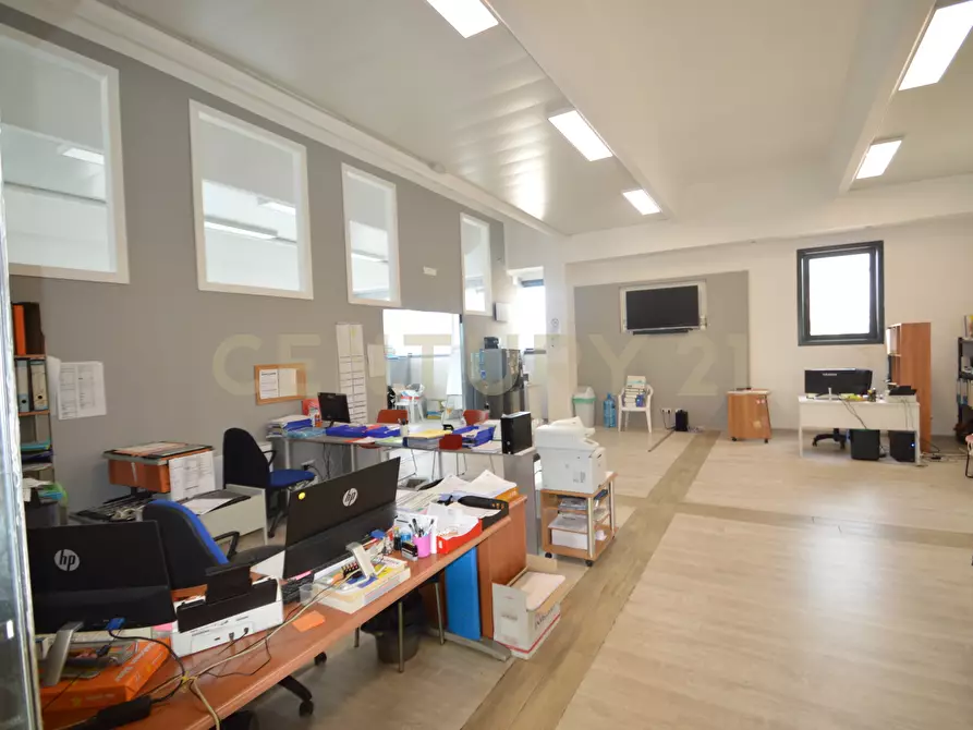 Immagine 11 di Ufficio in vendita  in Via Ambra 33/A a Grosseto