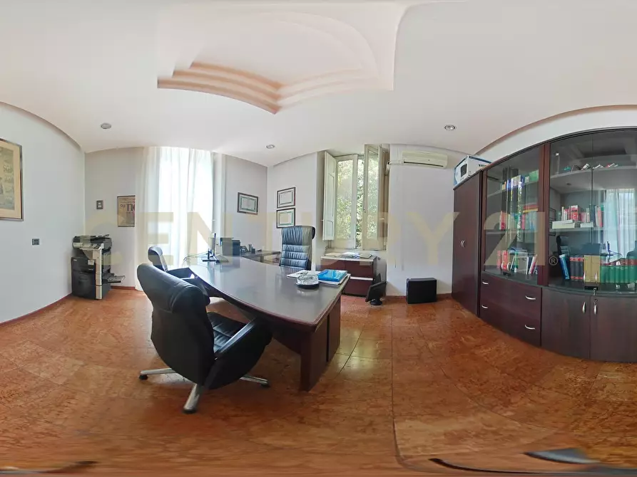 Immagine 51 di Appartamento in vendita  in Corso Italia 205-207 a Catania